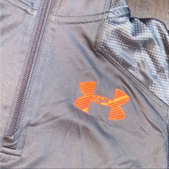 Under Armour 1/3 Zip Pullover - Picture 3 of 4